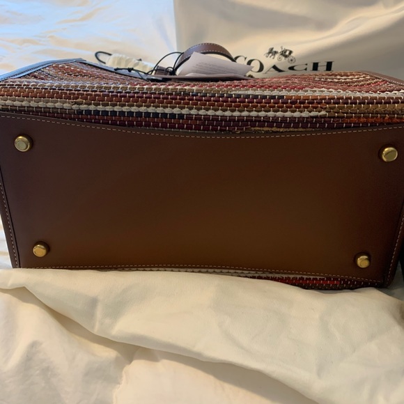 Upwoven leather and glove tanned leather - Picture 3 of 9